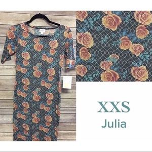 LuLaRoe Julia size XXS